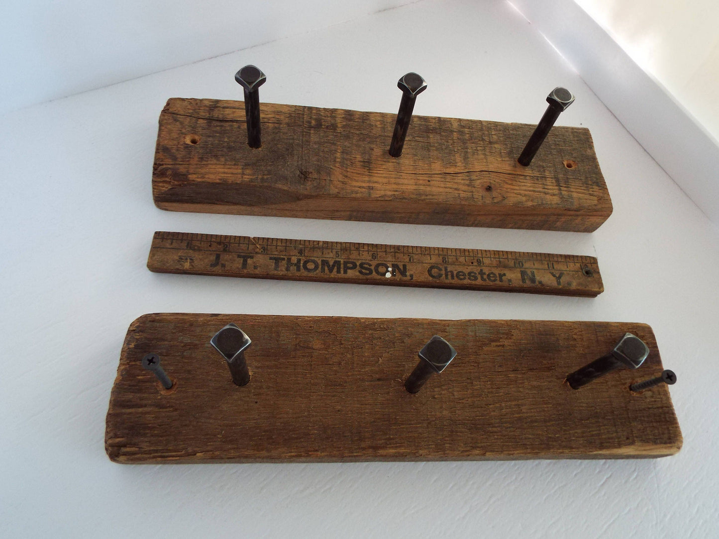 Rustic Barn Wood Coat Rack, 3 Bolt Hangers, Farmhouse Decor
