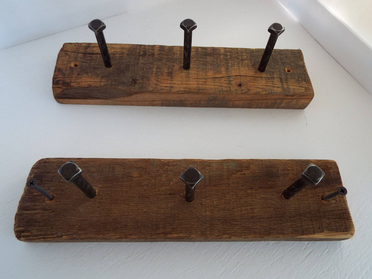 Rustic Barn Wood Coat Rack, 3 Bolt Hangers, Farmhouse Decor