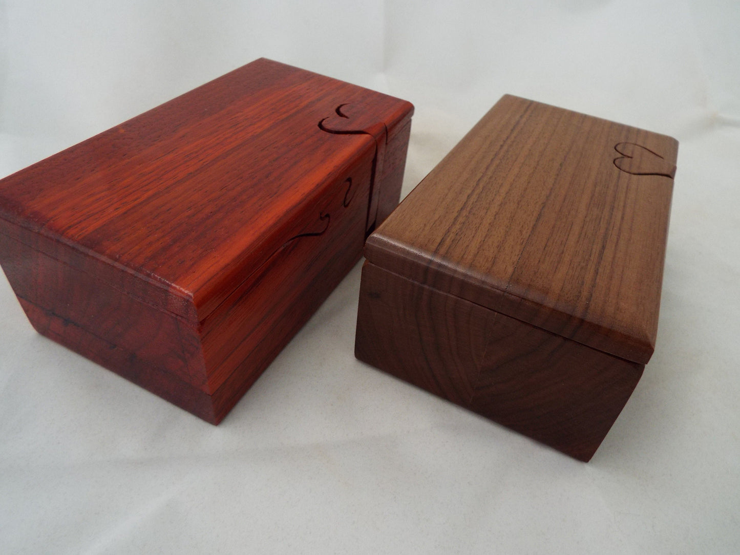 Aromatic Cedar Wood Box: 5th Anniversary Gift with Heart Key