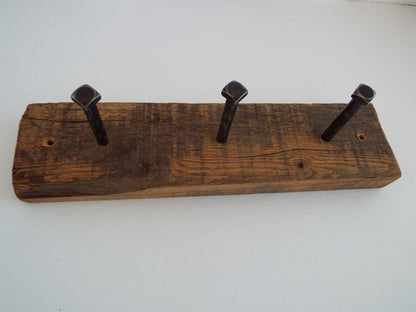 Rustic Barn Wood Coat Rack, 3 Bolt Hangers, Farmhouse Decor
