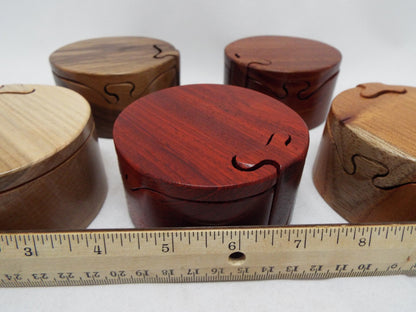 Meduim Round Wooden Key Box
